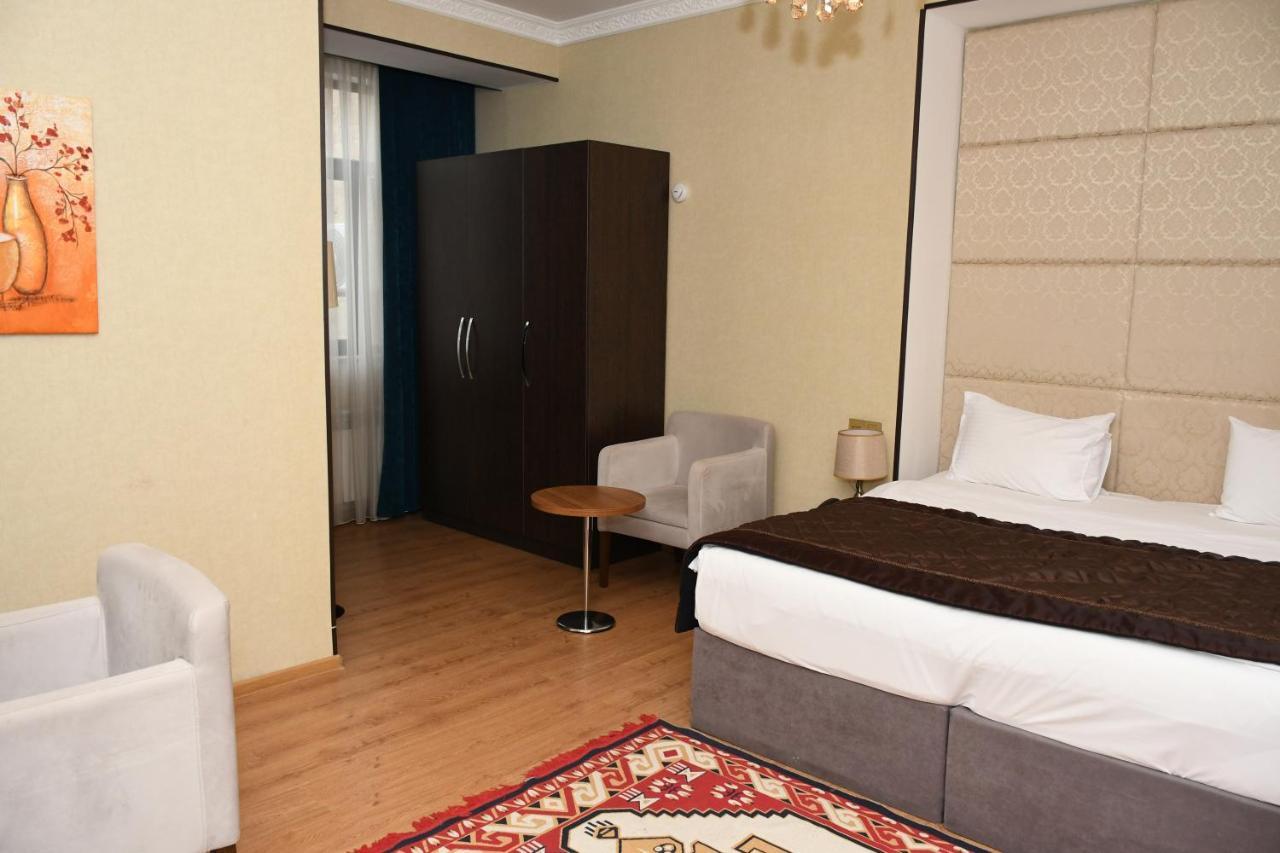 Square Baku Hotel 外观 照片