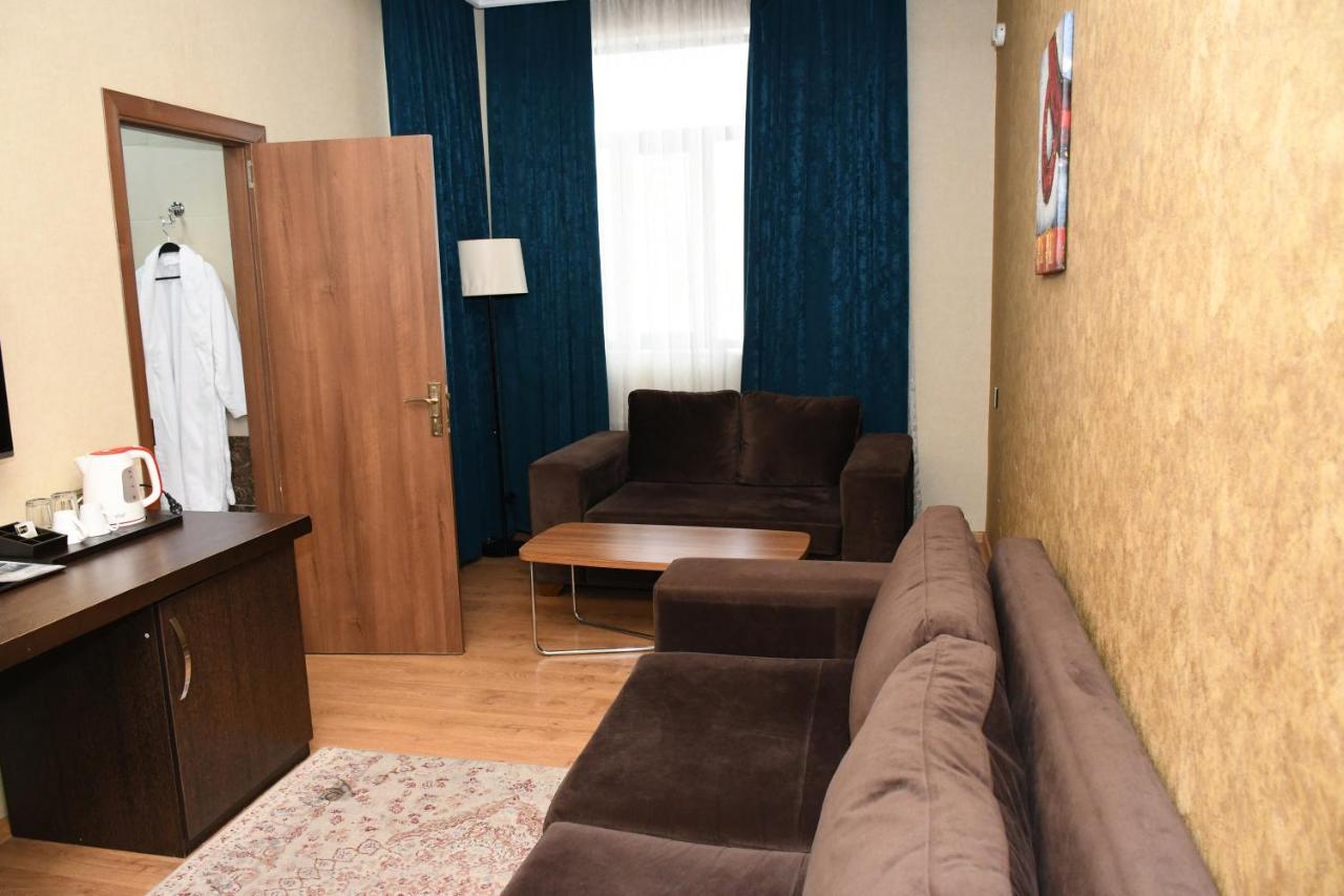 Square Baku Hotel 外观 照片